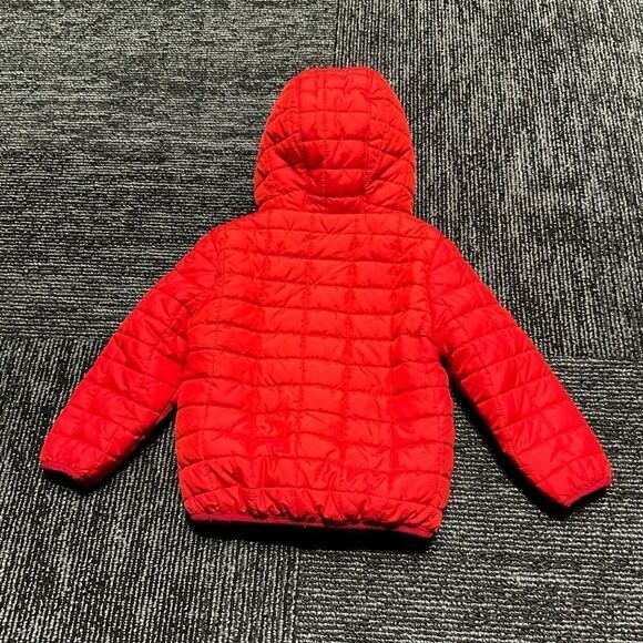 Cat & Jack Red Puffer Quilted Hooded Jacket 2T - Picture 3 of 3